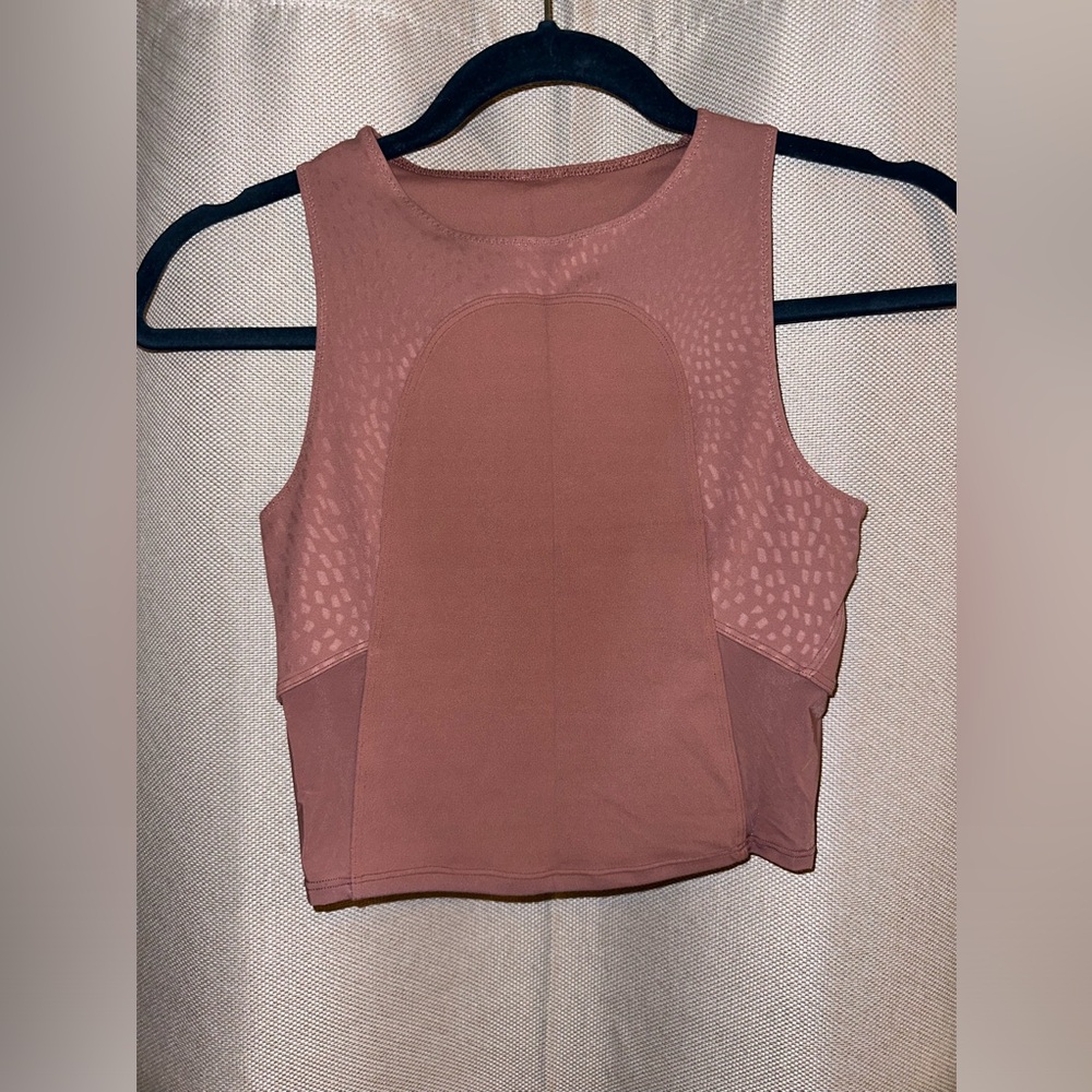 Lululemon size 2 cropped tight tank